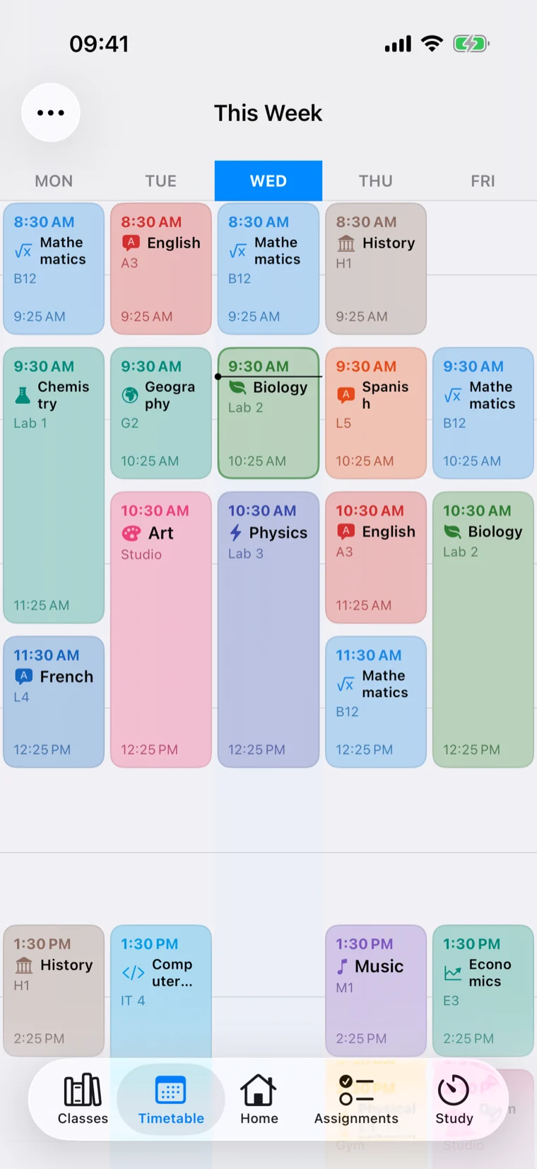 The Scolefy timetable showing a week of lessons with times, rooms and teachers